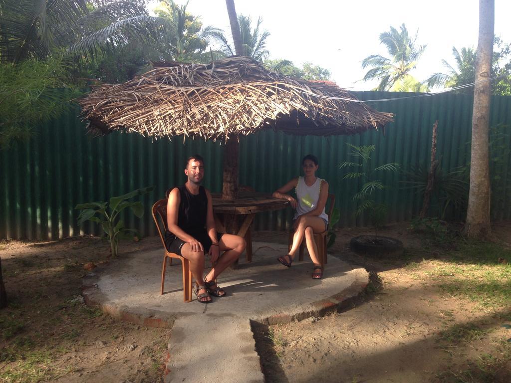 Coconut Park Panzió Anuradhapura Kültér fotó